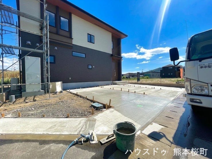 ■車と趣味の幅が広がる場所■単なる駐車スペースではない、洗車やタイヤ交換、DIYにも使える多目的な屋外スペースです。