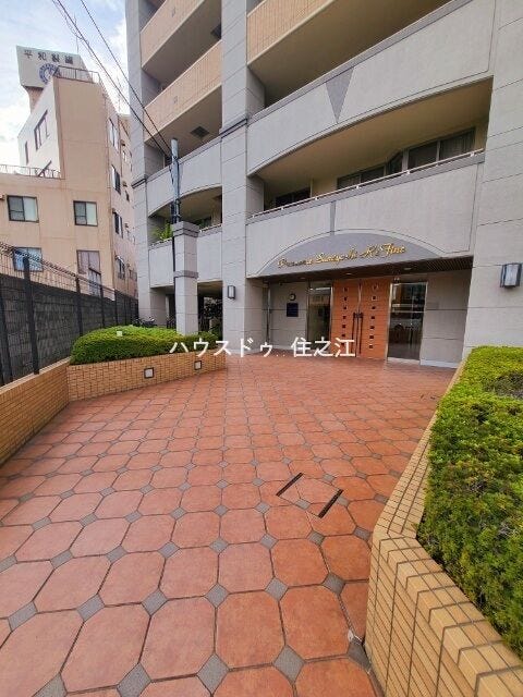 ★解放感のある入口で明るい印象を受けますね♪