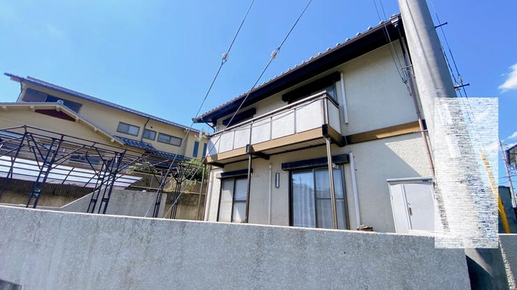 落ち着いた雰囲気の閑静な住宅街で環境の良い立地です。