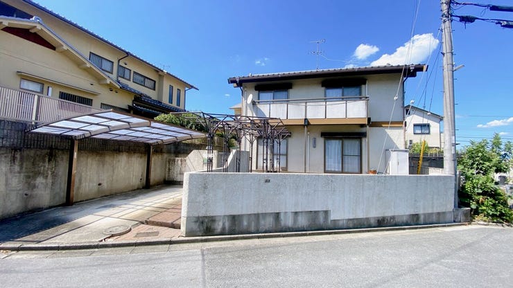 付近には緑や山など多く、豊かな自然の風景を望んでいただけます◎