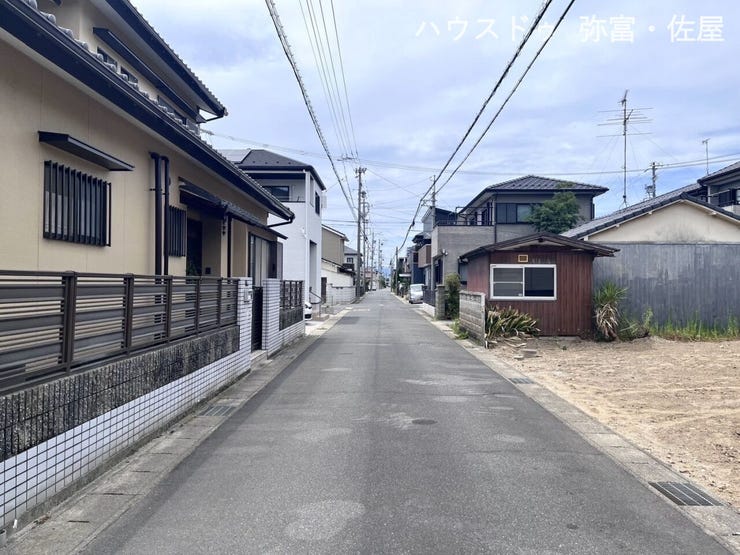 徒歩圏内に買い物施設等有り、生活環境良好です(^^)/