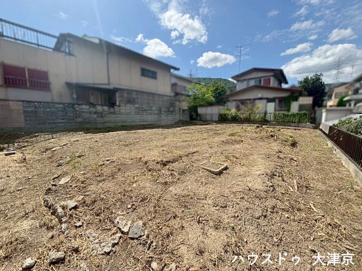 現状「更地」。
解体費用や期間の心配がなく、すぐに計画を進められます!