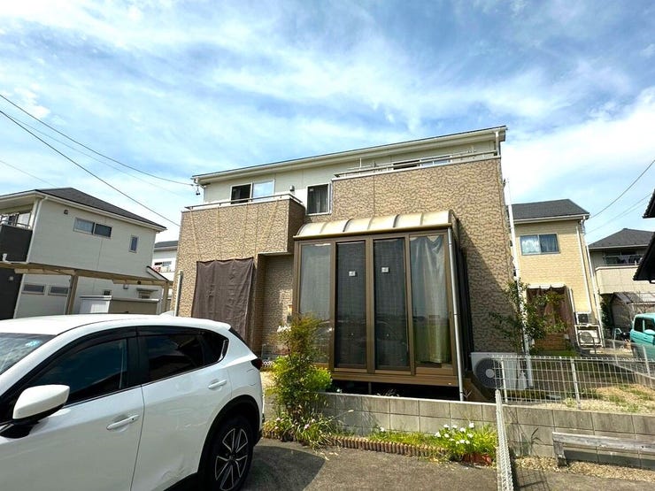 ◆サンルーム付き
◆並列駐車3台可能