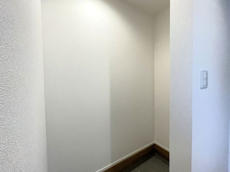 ◇シューズインクローク◇ 同仕様
ベビーカーやアウトドア用品などの収納に便利♪