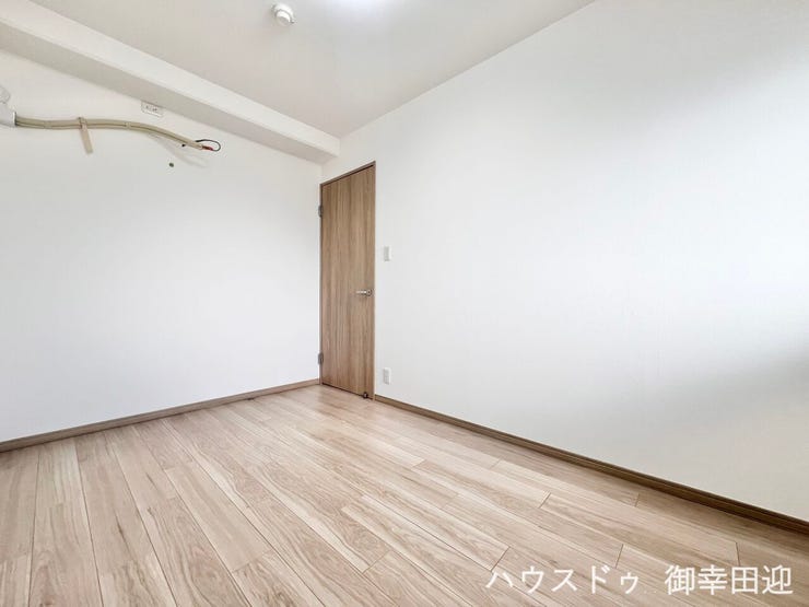■5.0帖洋室②■寝室、書斎、趣味の部屋。家族の成長やライフスタイルに合わせ、様々な使い方ができる快適な空間です。