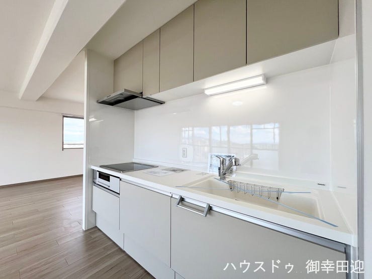 ■家族の「美味しい」が集まる舞台■高い機能性と美しいデザインを両立。料理する人も、待つ人も、笑顔になれる場所です。