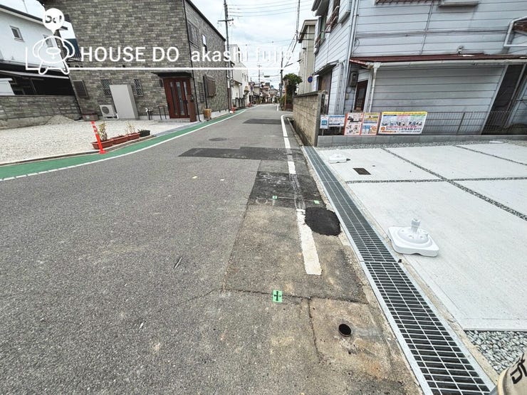 前面道路になります