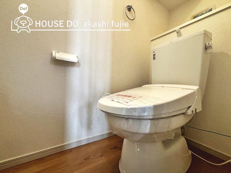 トイレは1階、2階にございます