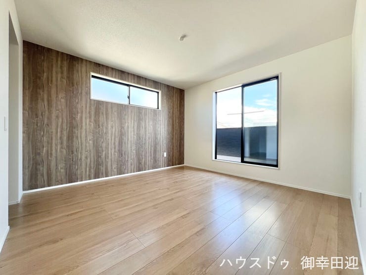 ■2階8.5帖洋室■心からリラックスできる静けさ、上質な眠りで、毎日をリセットします。明日への活力を養う空間です。