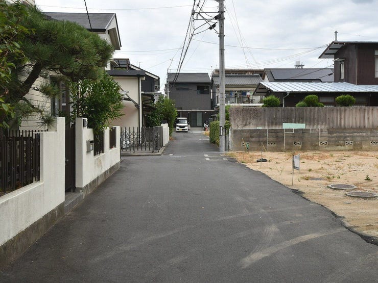 西側道路