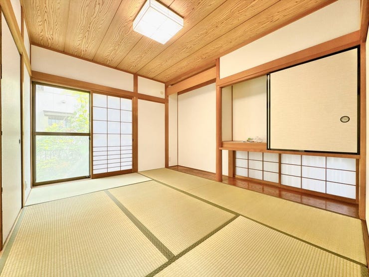 【全居室が南向きで、ゆとりのある6帖以上の広さを確保した住空間】2026年8月リノベーション済み!