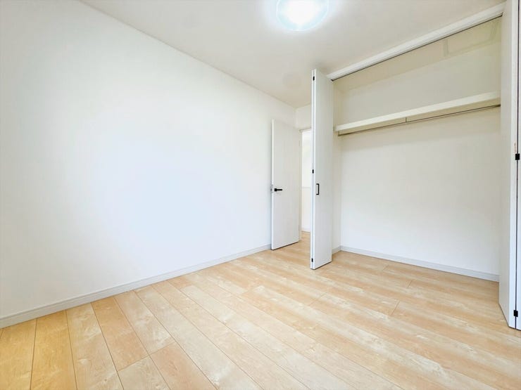 【全居室が南向きで、ゆとりのある6帖以上の広さを確保した住空間】2026年8月リノベーション済み!