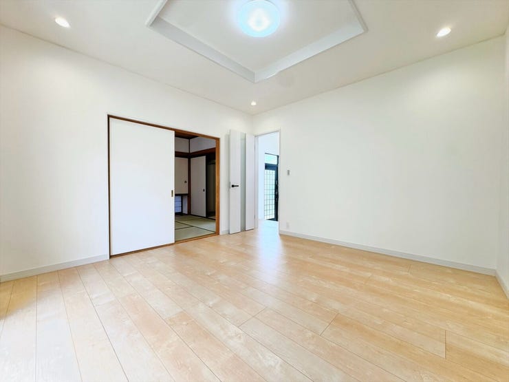 【全居室が南向きで、ゆとりのある6帖以上の広さを確保した住空間】2026年8月リノベーション済み!