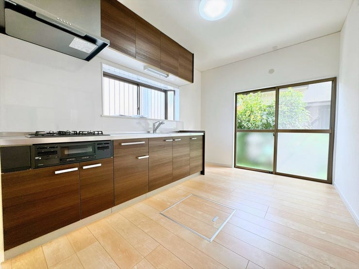 【全居室が南向きで、ゆとりのある6帖以上の広さを確保した住空間】2026年8月リノベーション済み!