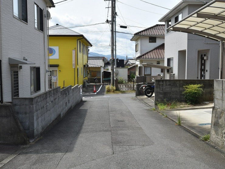 東側道路