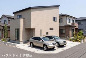 【建築プラン例…みなみの家】
【建物価格…1870万円】
【間取り…3SLDK】
【建物（延床）面積…91.08㎡】
付帯費用込々プラン。間取りも規定内で自由に設計可能