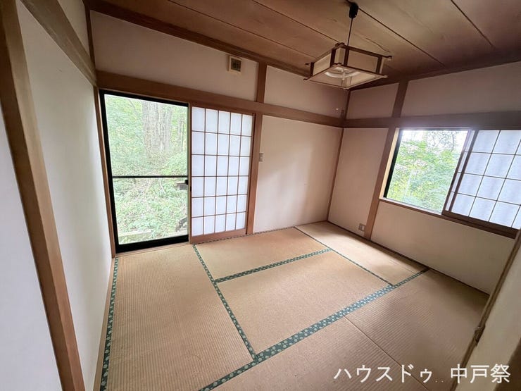 平屋内部