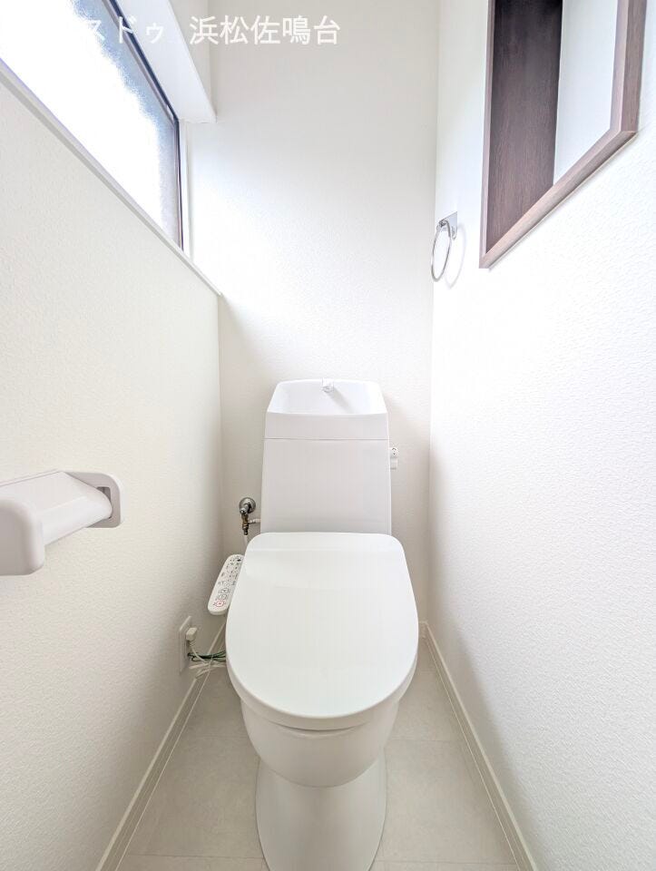 トイレ丸ごと新品です♪洗浄暖房便座