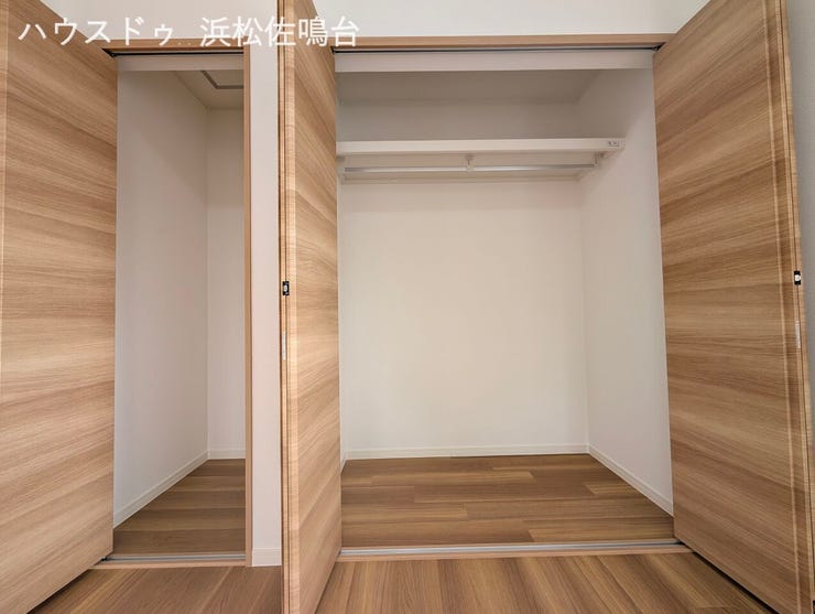 2階洋室6帖クローゼット!壁一面の大収納空間です♪♪