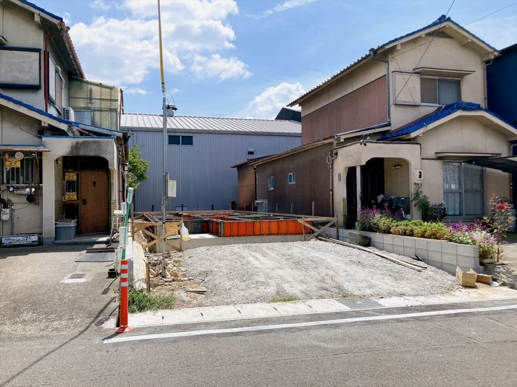 【見学予約】
当物件と同様の物件の見学も可能です!
実際の間取りや雰囲気を体感しながら住まいをイメージできます!気になる方はぜひお気軽にお問い合わせください♪
TEL:0120-729-710