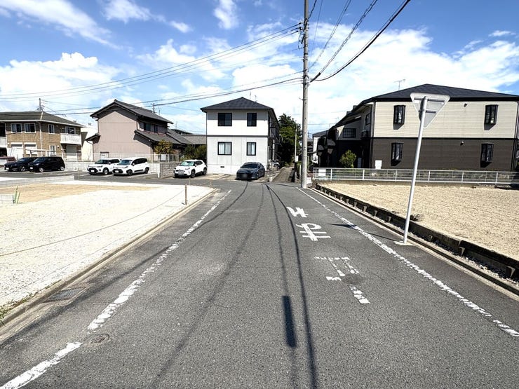 南側前面道路