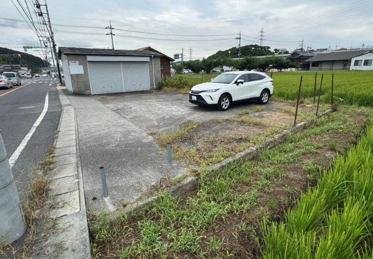 【外観】
◆大通り沿いの土地です!
◆条件により建築できます。