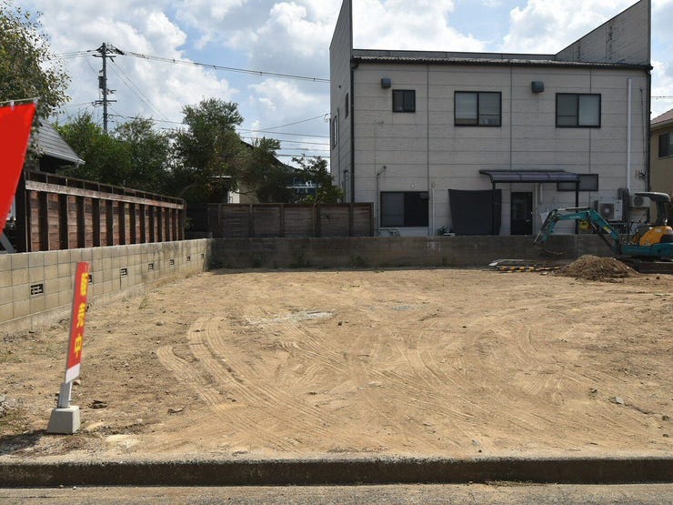 建設地を西側より撮影 2026.08.30