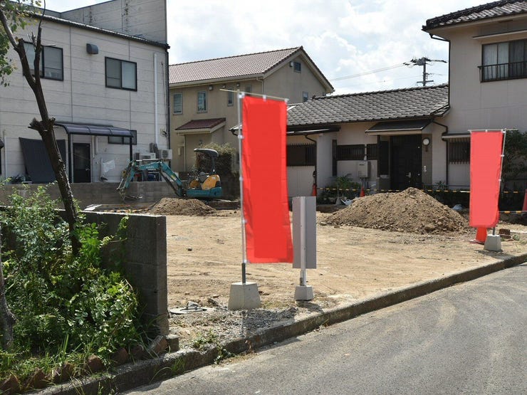 建設地を北西側より撮影 2026.08.30