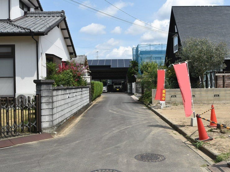 西側道路