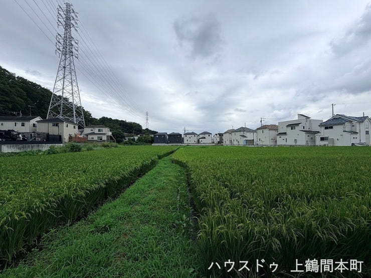 土地探しで重要なのは現地の雰囲気です。陽当たりや周辺環境、街並みなど、ぜひ現地でご確認ください。理想の住まいづくりをサポートいたします。