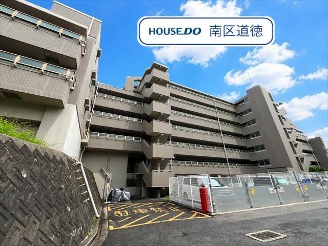 【外観】
7階建て5階角部屋にあたります。
地下鉄名城線/瑞穂運動場東駅 徒歩約3分とアクセス良好です◎