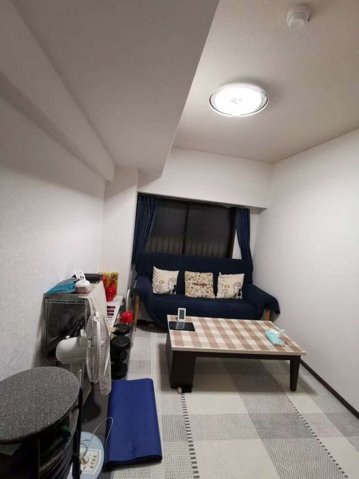 直射日光が入らない北側のお部屋は、一日中安定した光が入り、長時間作業や読書に最適な環境です。