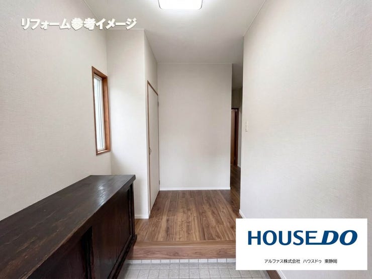 クロス・床材等変更予定です。
※リフォーム案に基づくAI生成による参考画像です。実際の完成内容とは異なる場合がございます。