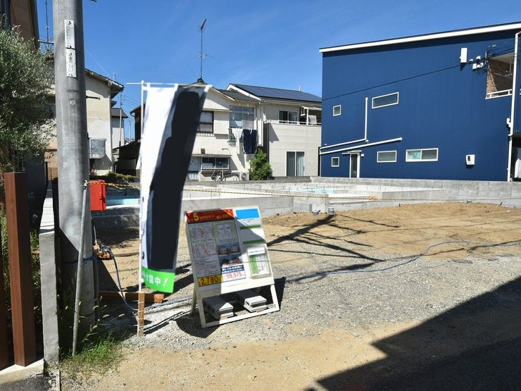 建設地を南西側より撮影 2026.08.30