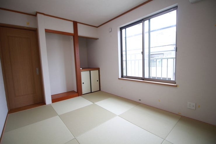 夏は涼しく、冬は暖かい和室は多目的にご利用頂ける貴重な空間です。