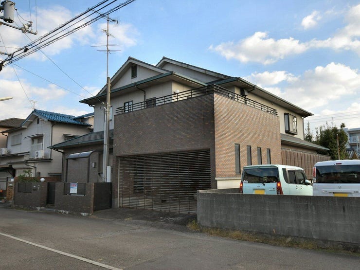【外観】
外観を北西側より撮影
