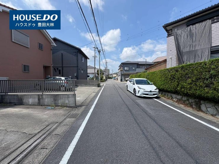 建築条件なし
お好きなハウスメーカーさんで建築可能です!
建物解体更地渡しで予算も抑えられます