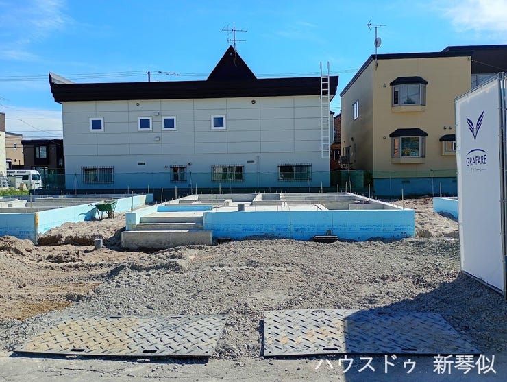 【外観】
基礎工事中(8月16日現在)
2号棟撮影
