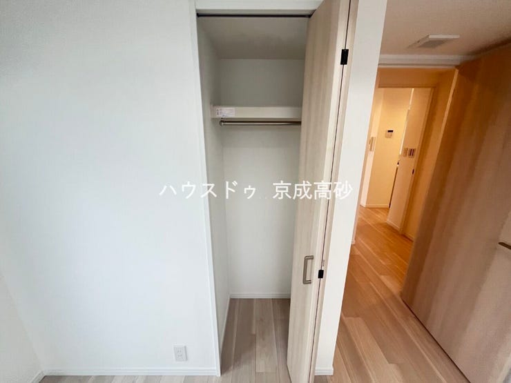 適材適所の収納付きです。