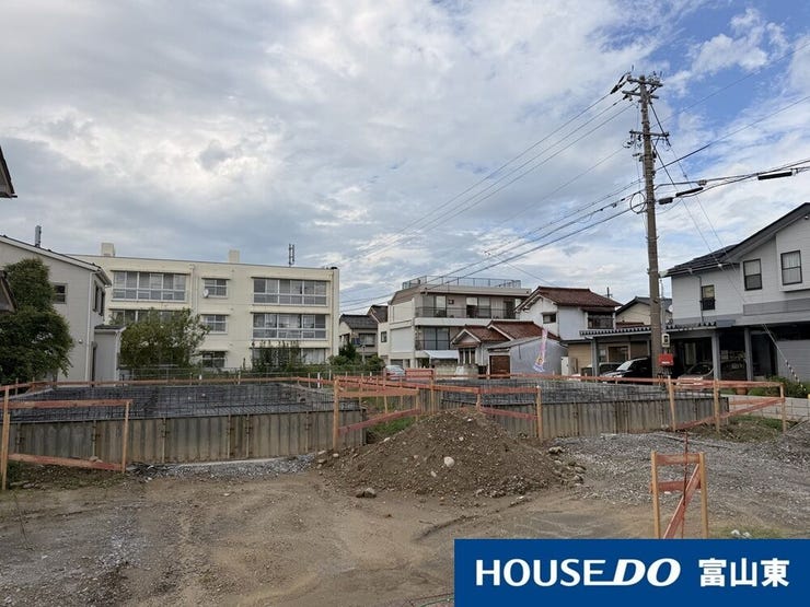 【外観】
防犯カメラ設置いたします!