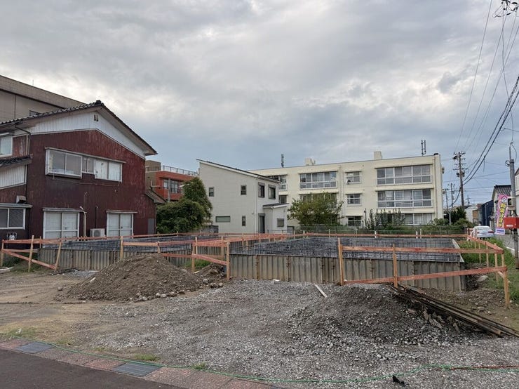 全2棟建築中です!2026年12月完成予定です( ^)o(^ )