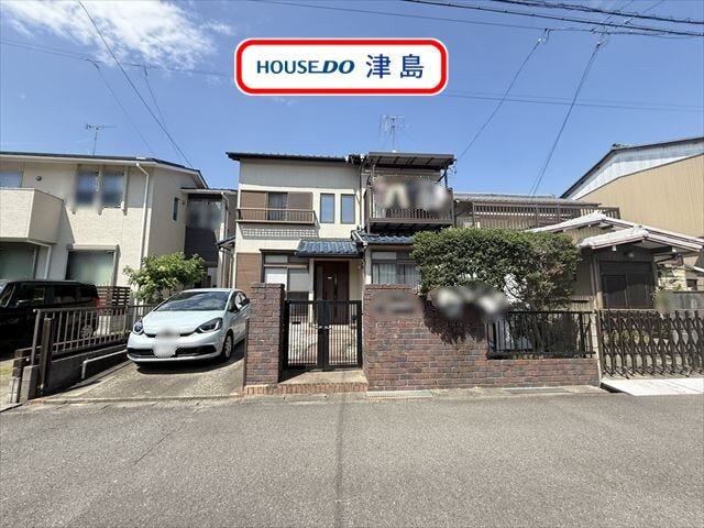 【外観】
蛭間小学校・神守中学校エリア。1987年11月築の4LDK。全居室6帖以上のゆとりの空間。水回りがまとまって家事動線に優れたレイアウト。