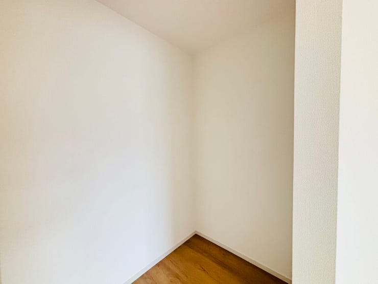 WICでどんどん増えていく荷物もきれいに収納。家が片付かない!と悩むこともなくなりそうですね。