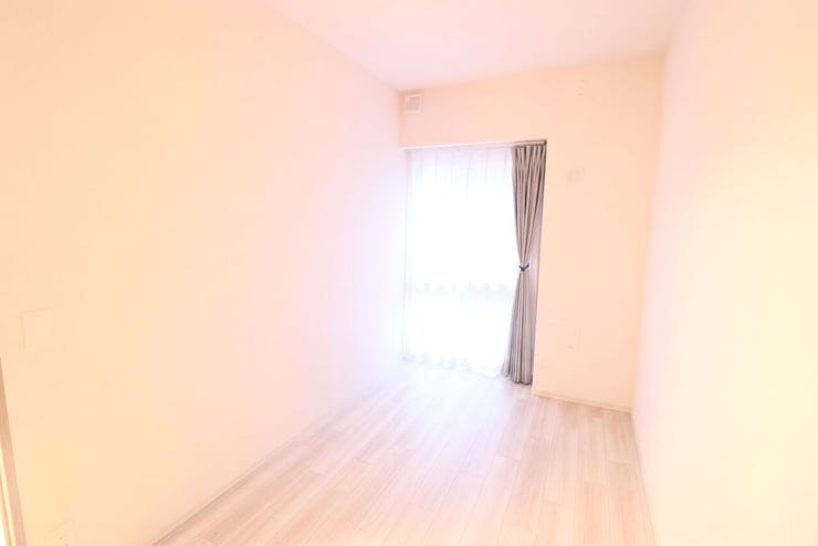 ※こちらの写真は家具等を消す加工を行っております