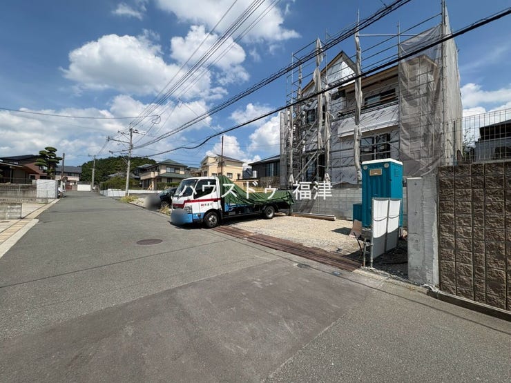 2階にはファミリークローゼット付き!
ご家族の荷物を1か所に収納できて便利です♪
《宗像市自由ヶ丘9丁目 新築戸建》