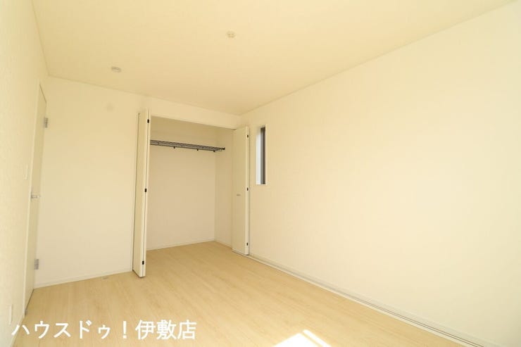 石谷町 新築戸建 【洋室（同仕様写真）】
クローゼット付でお部屋を広く使用できます！