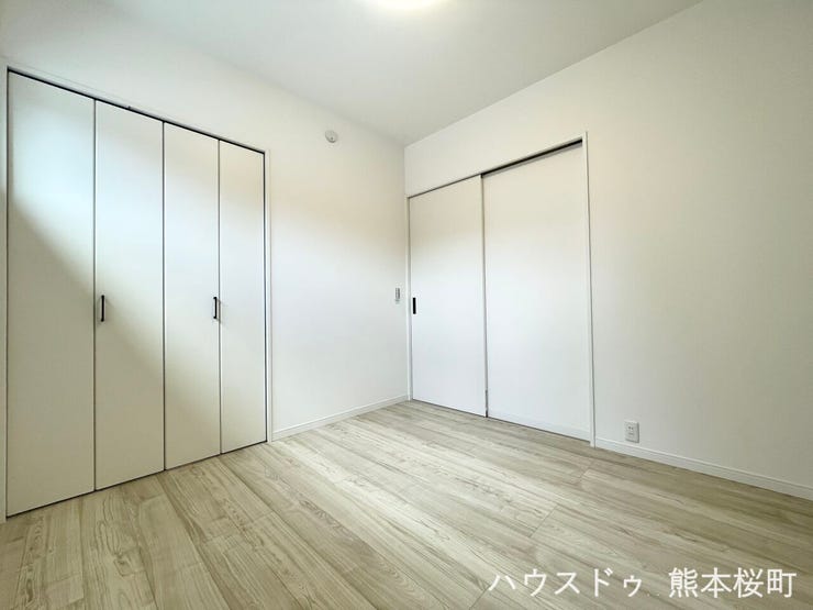 ■4.5帖洋室■寝室、書斎、趣味の部屋。家族の成長やライフスタイルに合わせ、様々な使い方ができる快適な空間です。