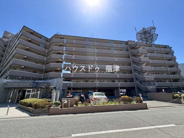 《福岡市東区和白丘2丁目 中古マンション》
コアマンション和白丘ネクステージA棟