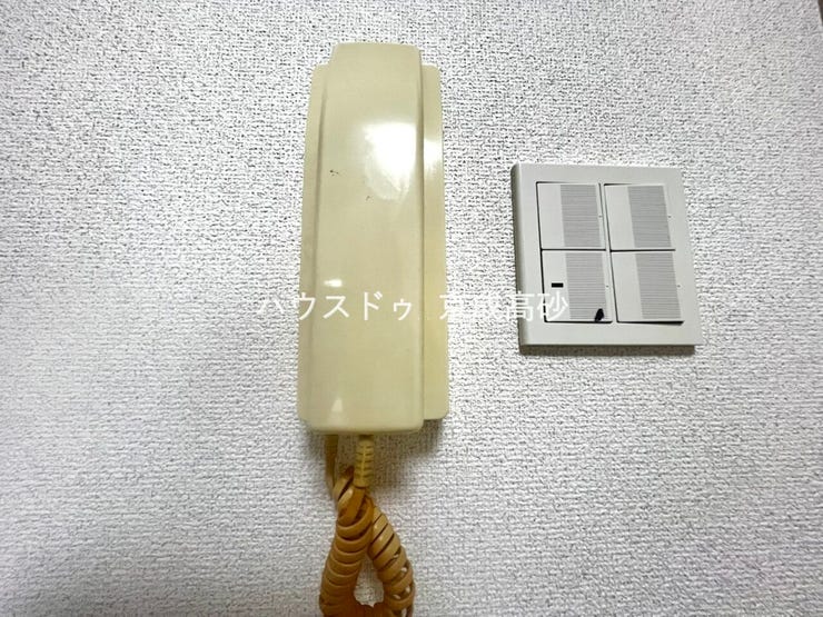 インターホン