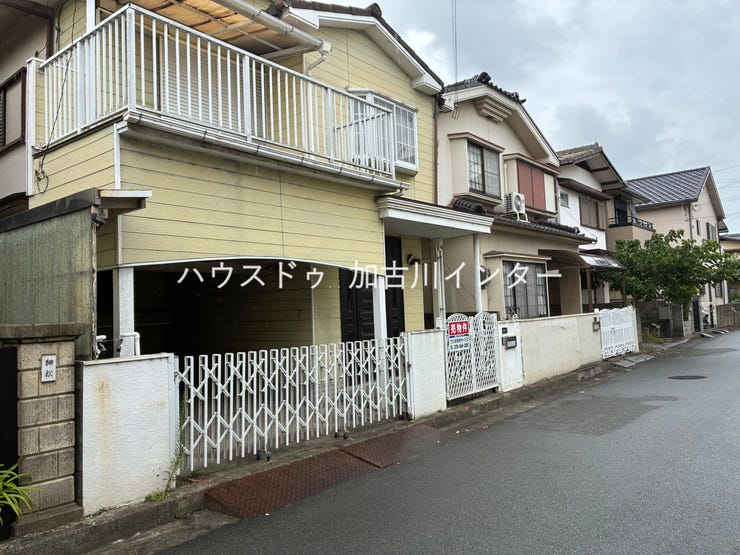 【外観】
建築条件なしの売土地!お好みのハウスメーカー・工務店で理想の住まいを建築できます。
ハウスメーカー様、ご紹介いたします!